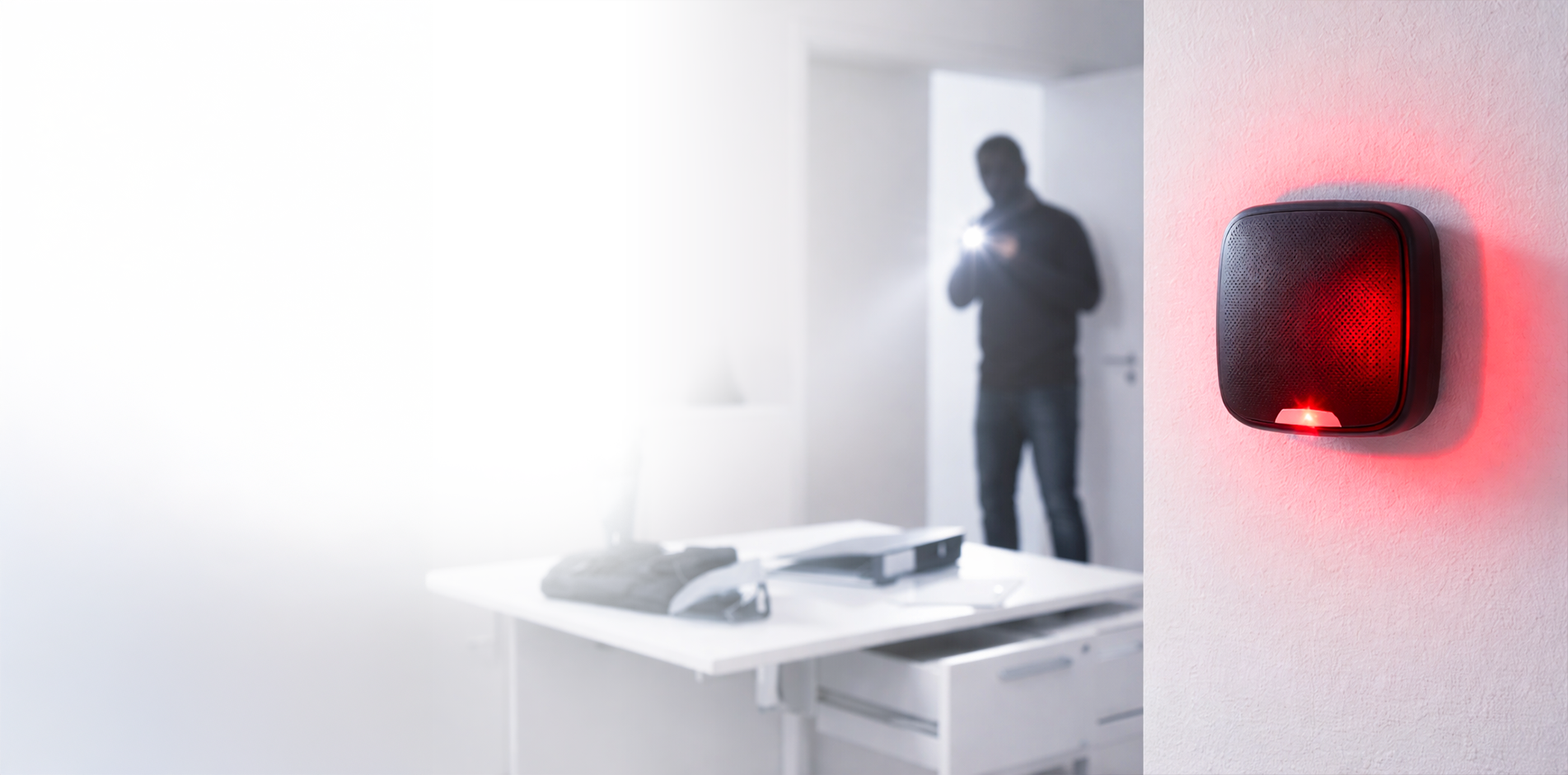 Hırsız Alarm ve İzleme Merkezi Sistemleri